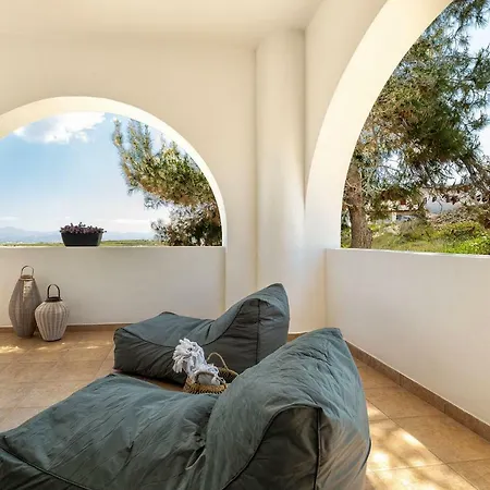 Sun Smiles In Naousa, Paros Holiday home