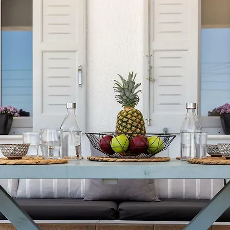 Holiday home Sun Smiles In Naousa, Paros *