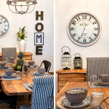 Sun Smiles In Naousa, Paros * Naousa (Paros)