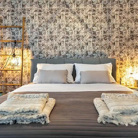 Sun Smiles In Naousa, Paros Holiday home