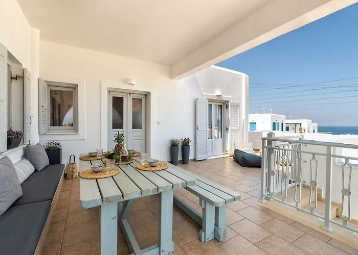 Sun Smiles In Naousa, Paros Vakantiehuis