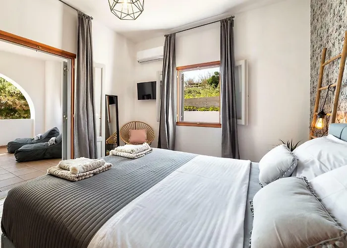 펜션 Sun Smiles In Naousa, Paros 나오우사