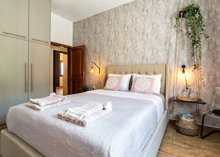 Sun Smiles In Naousa, Paros * Naousa